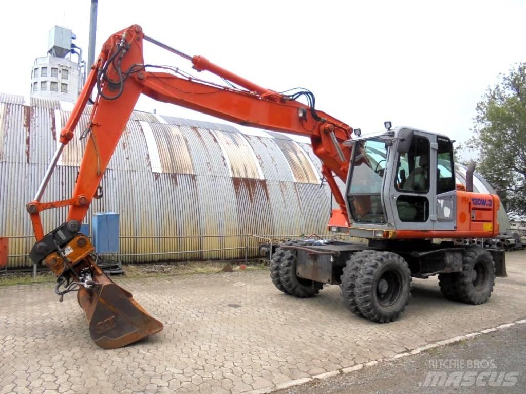 Hitachi FH 130 W-3 Escavatori gommati