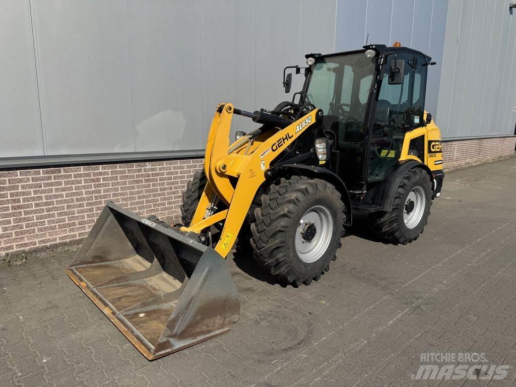 Gehl AL650 Pale gommate