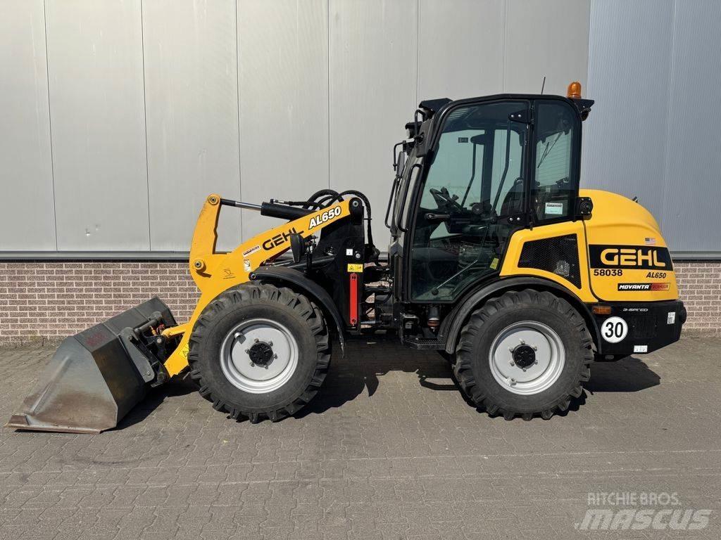 Gehl AL650 Pale gommate