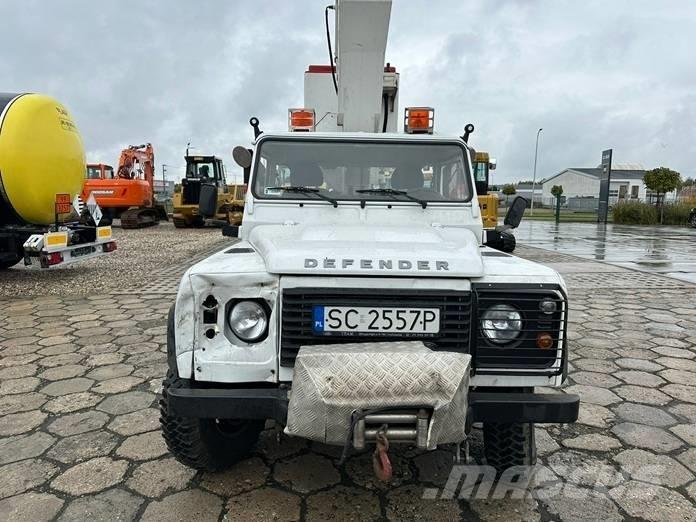 Land Rover Defender Gru per terreni difficili