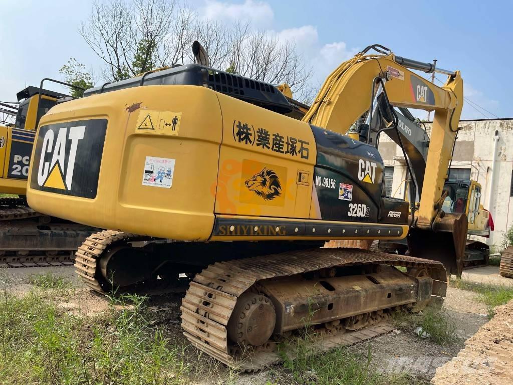 CAT 326 D2 Escavatori cingolati