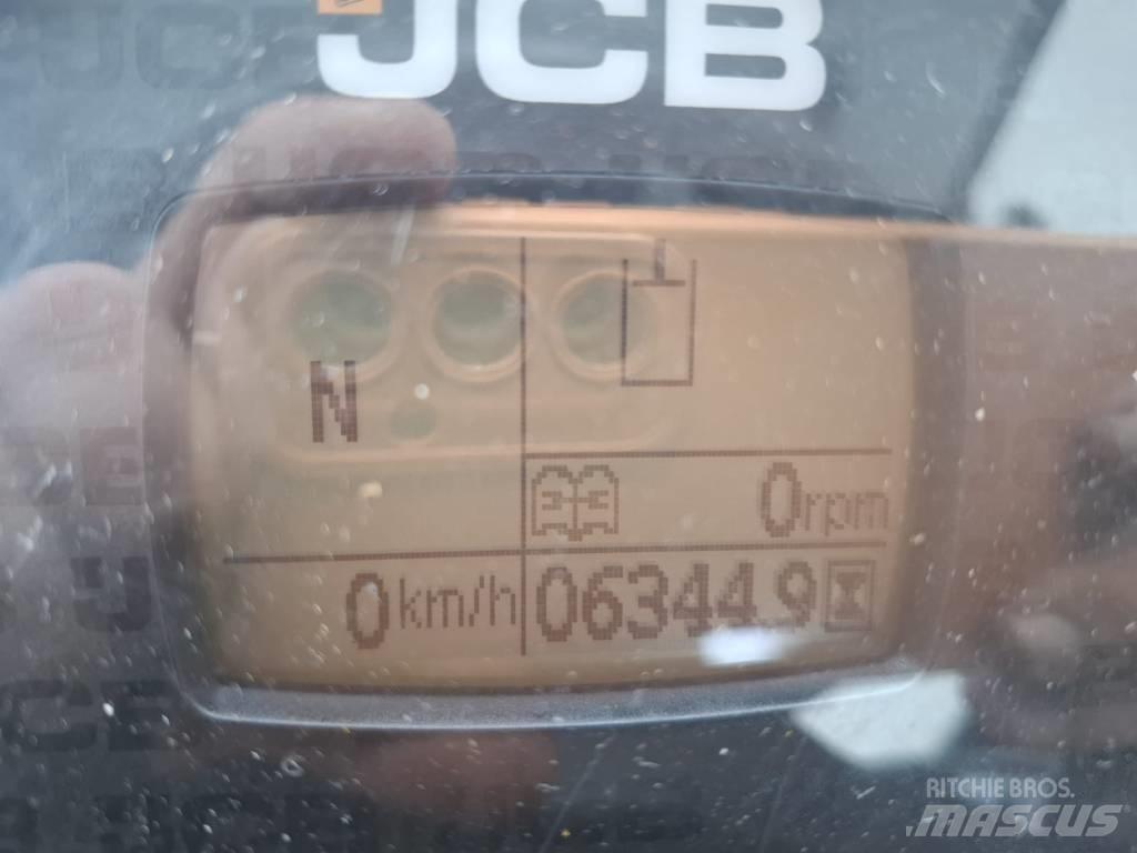 JCB 409 Pale gommate