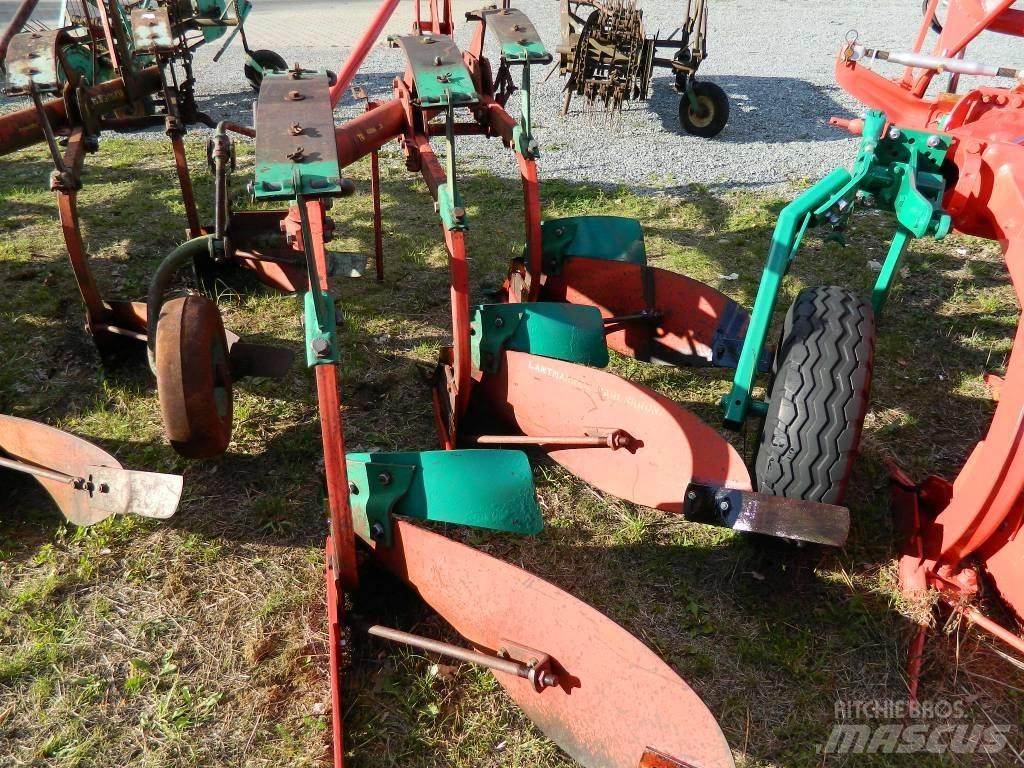 Kverneland 3 Aratri convenzionali