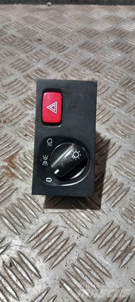 Scania R 440   1900317 Cabine e interni