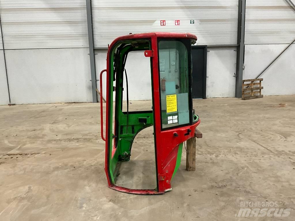 Yanmar Vio 20 / vio 25 Cabine e interni