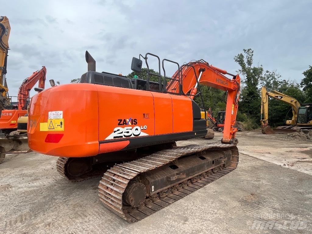 Hitachi ZX 250 LC-6 Escavatori cingolati