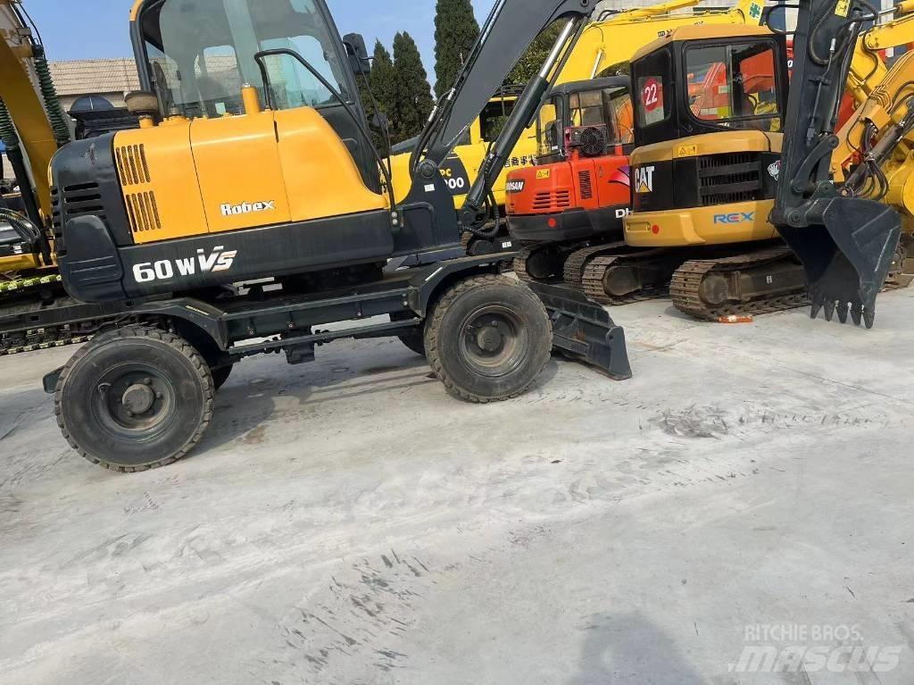 Hyundai R60W-9 Escavatori gommati
