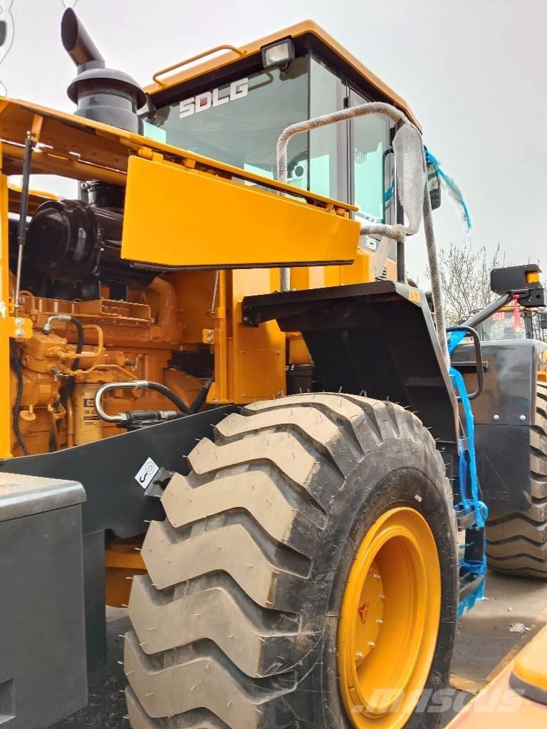 SDLG LG956L Pale gommate