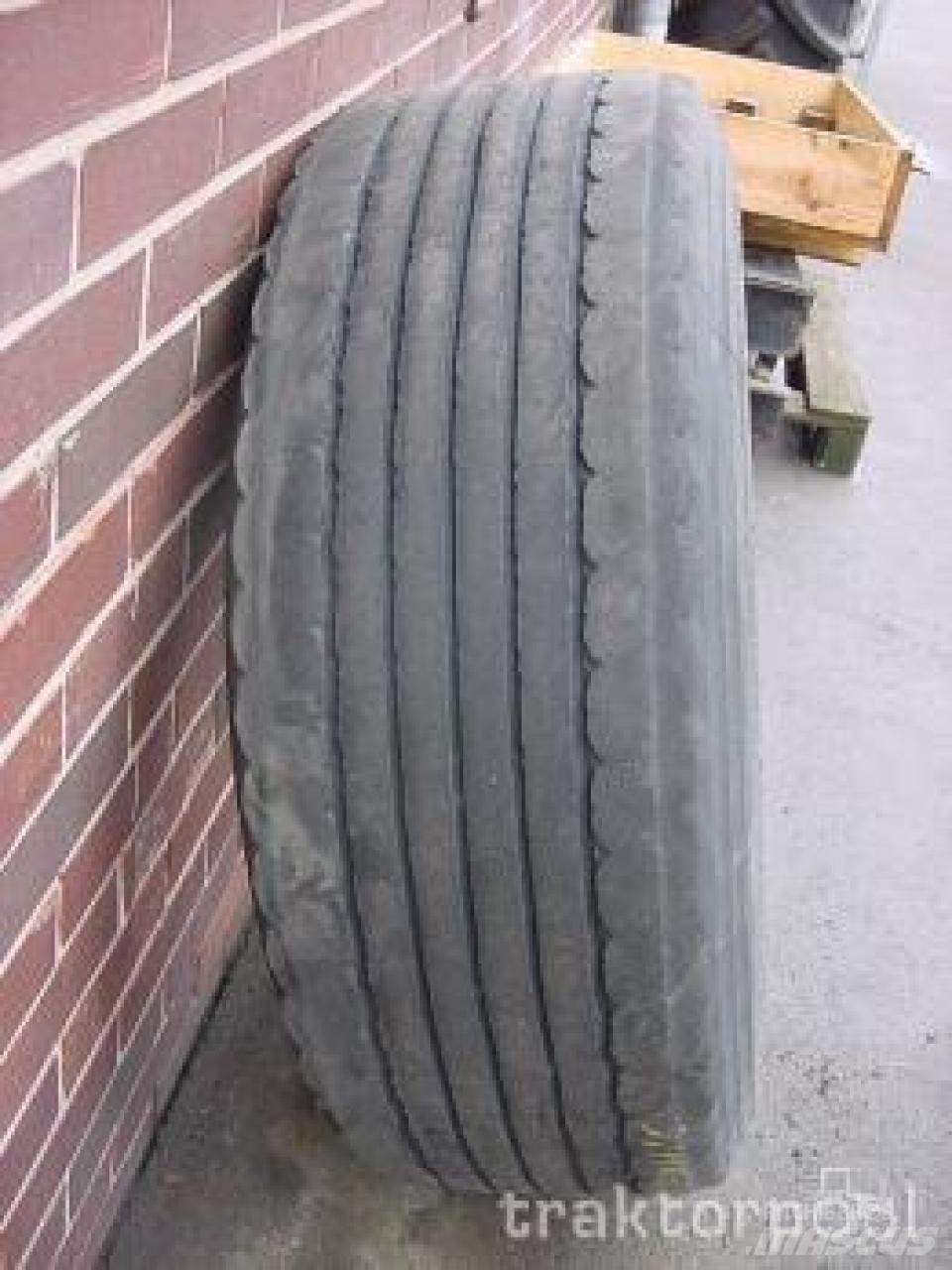  385/65 R 22,5 Pneumatici, ruote e cerchioni