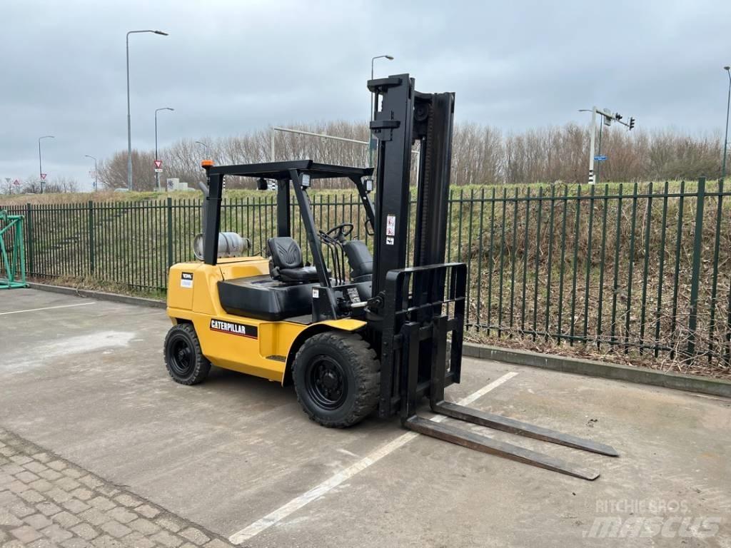 CAT GP 40 K L Carrelli elevatori GPL