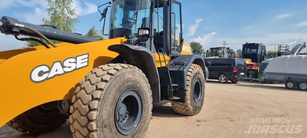 CASE 921 G XR Pale gommate