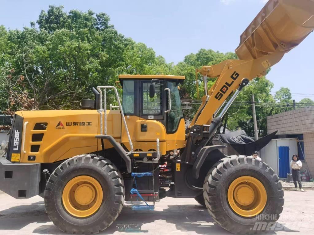 SDLG 958F Pale gommate