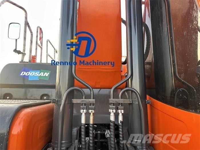 Doosan DX 300LC-9C Escavatori cingolati