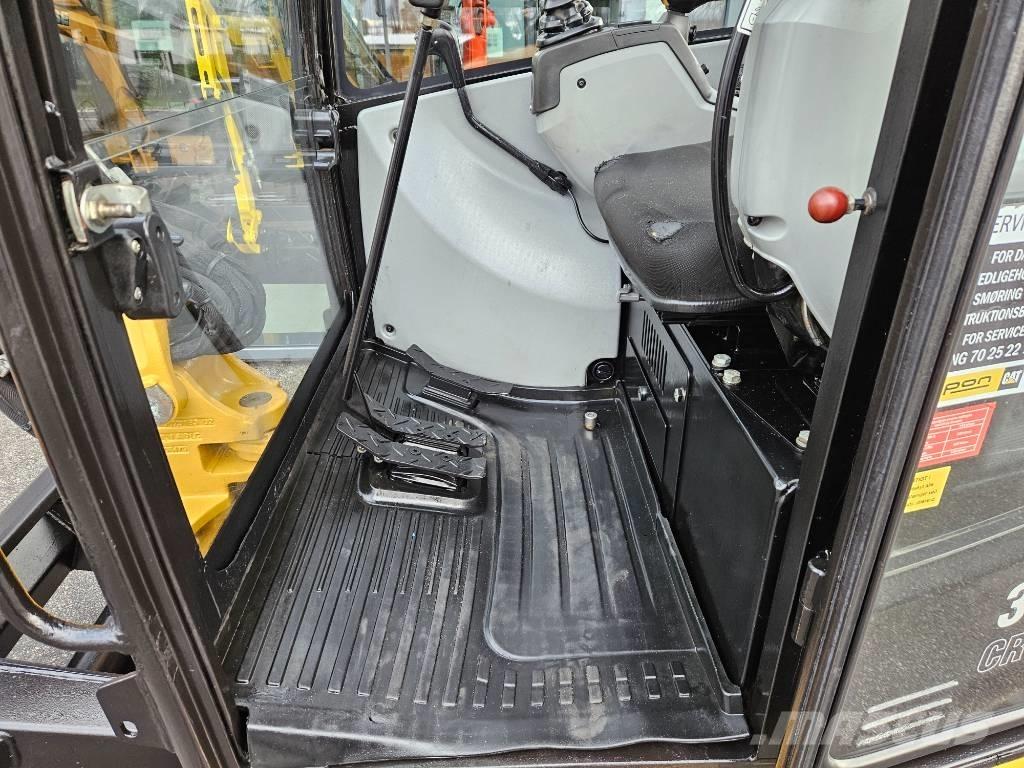 CAT 302.7 D CR Miniescavatori