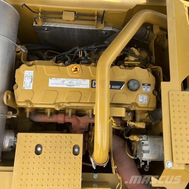 CAT 330D2L Escavatori cingolati