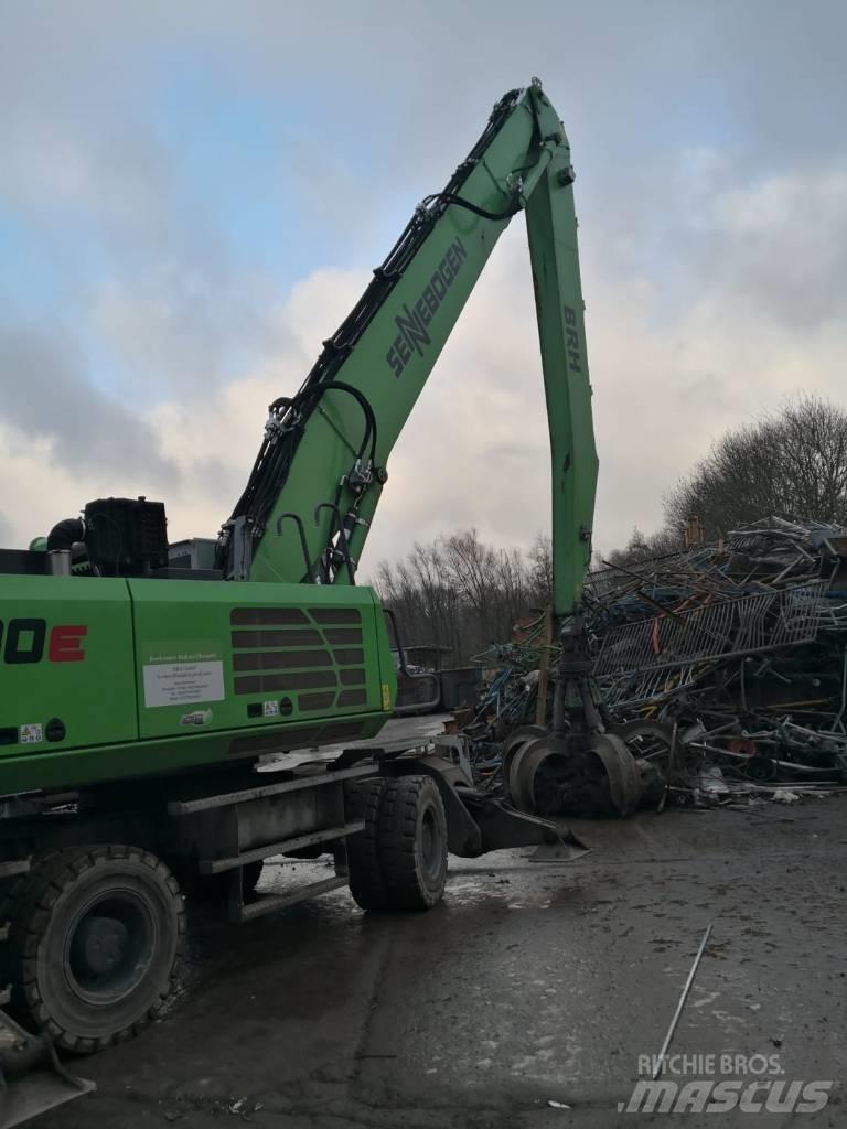 Sennebogen 830 M Movimentazione rifiuti