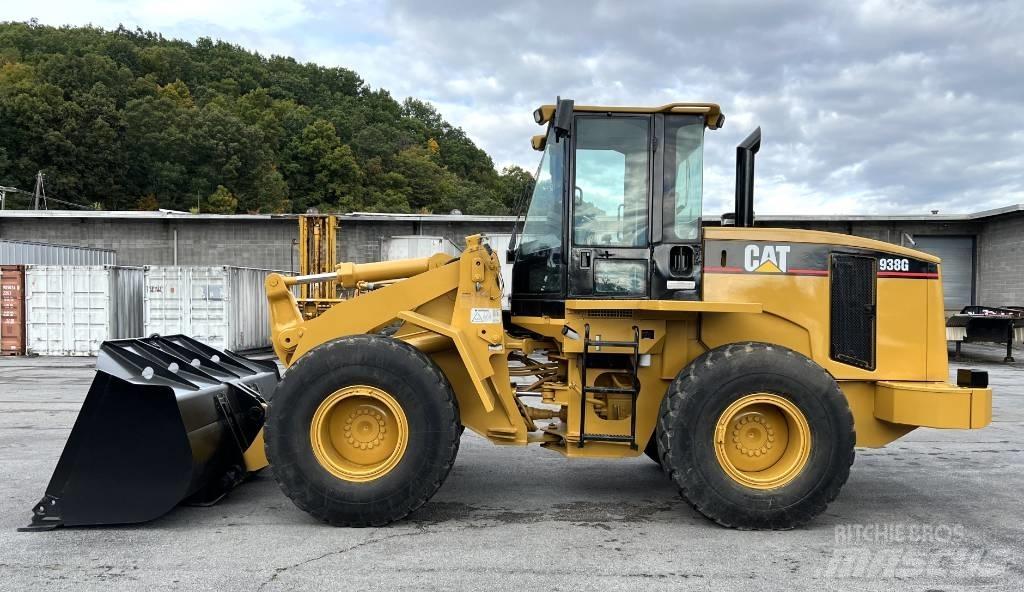CAT 938 G Pale gommate