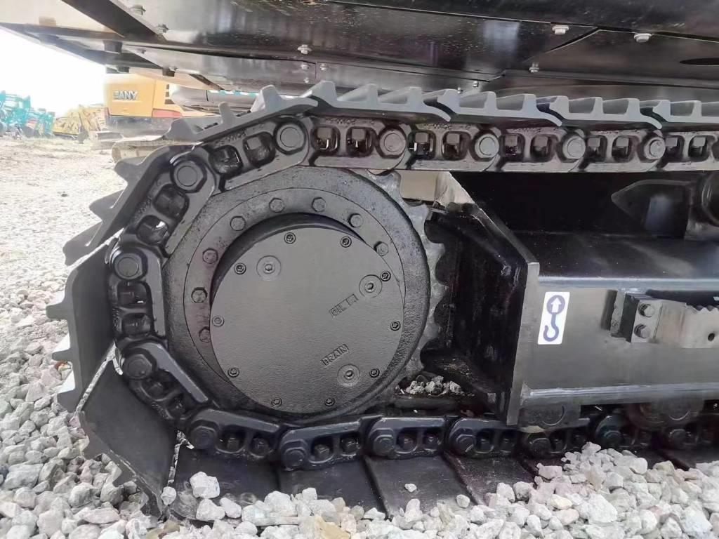 Sany SY135C Escavatori cingolati