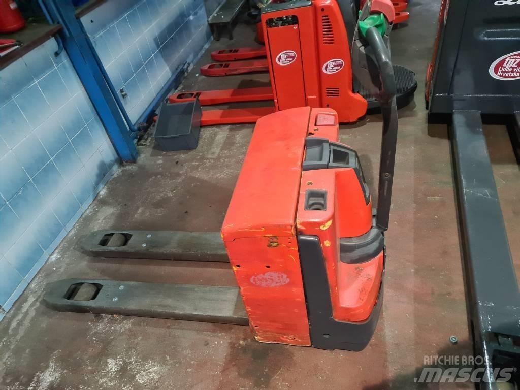 Jungheinrich EJE120 Transpallet manuale