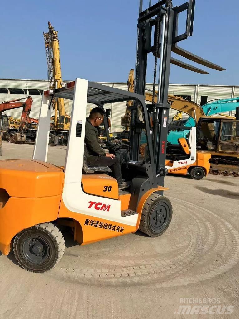 TCM FD30T6 Carrelli elevatori diesel