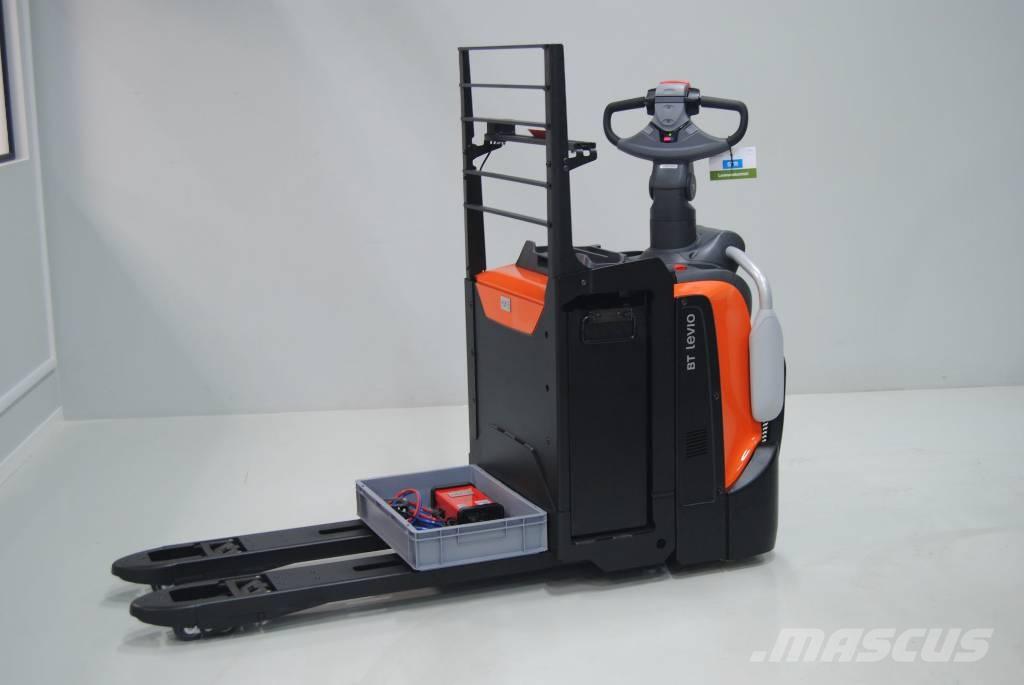 Toyota LPE250 Carrelli elevatori bassi a piattaforma