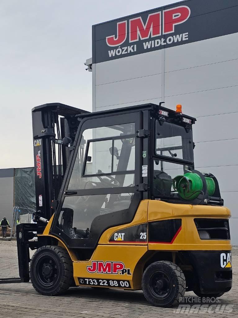 CAT GP 25 NT Carrelli elevatori GPL