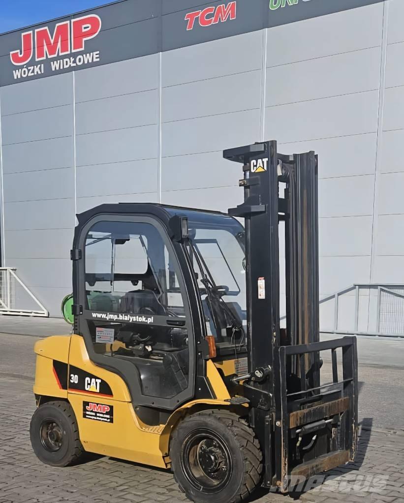 CAT GP 30 N Carrelli elevatori GPL
