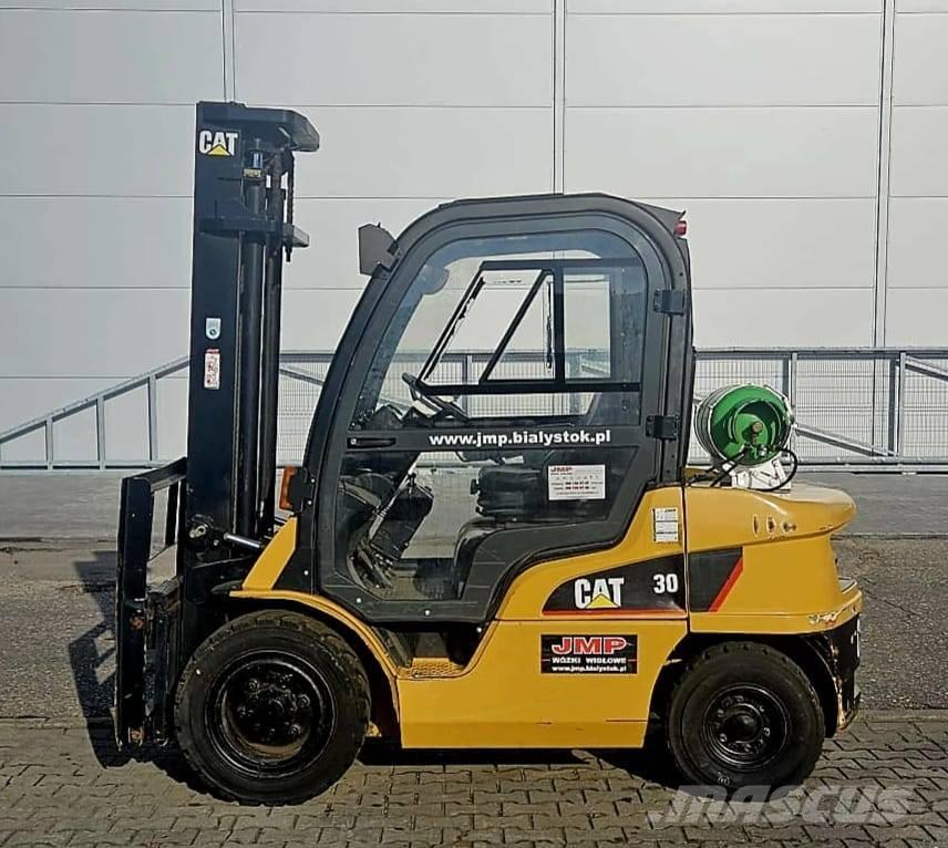 CAT GP 30 N Carrelli elevatori GPL