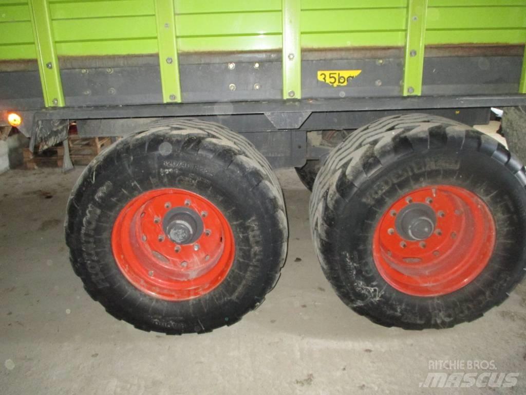 CLAAS Quantum 4700 Rimorchi autocaricanti