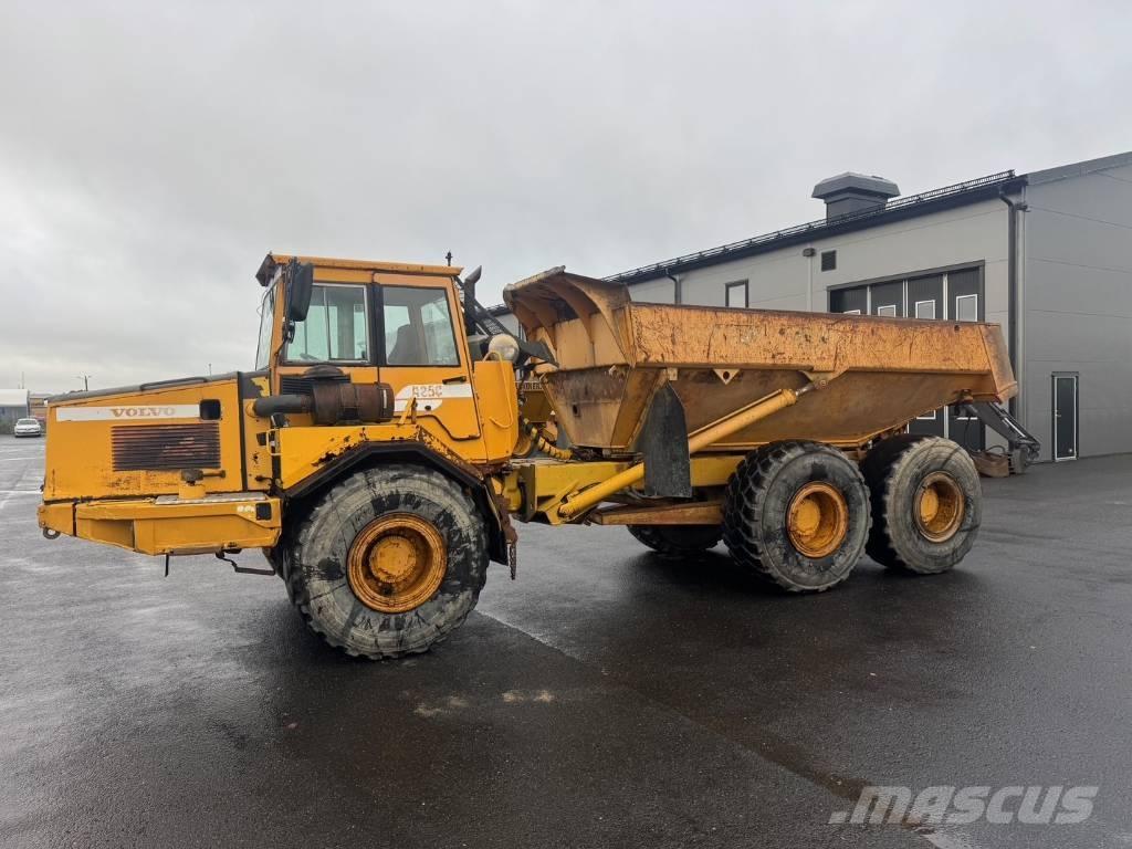 Volvo A 25 C 6x6 Dumpers articolati