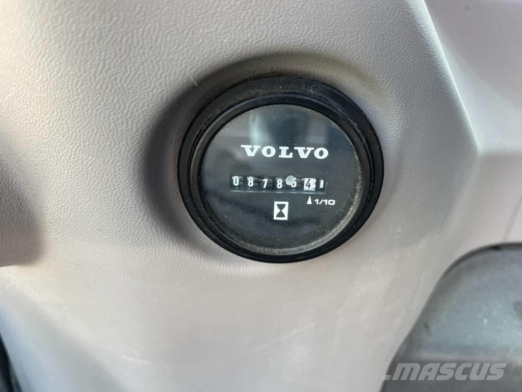 Volvo ECR235EL Escavatori cingolati
