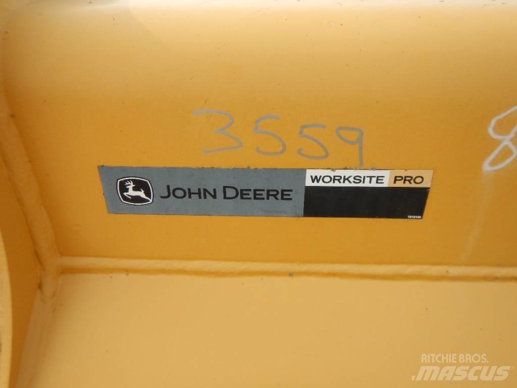 John Deere AT340424 Benne