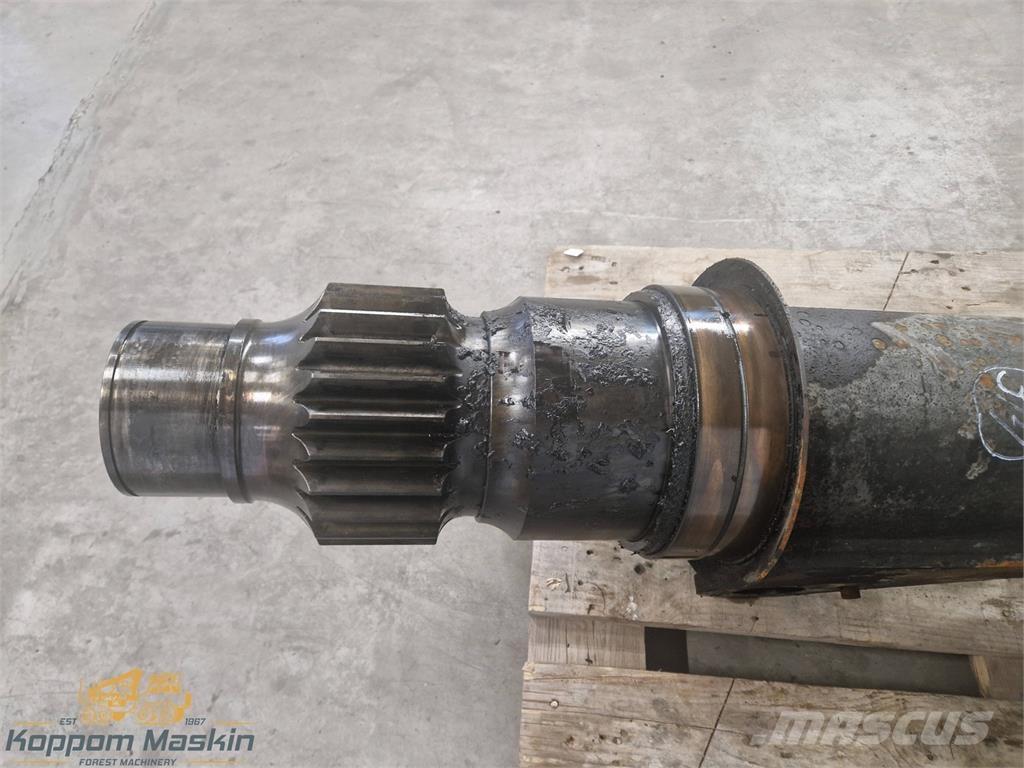 Komatsu 130F Gru per esbosco