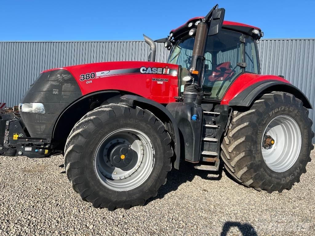 Case IH Magnum 380 Trattori