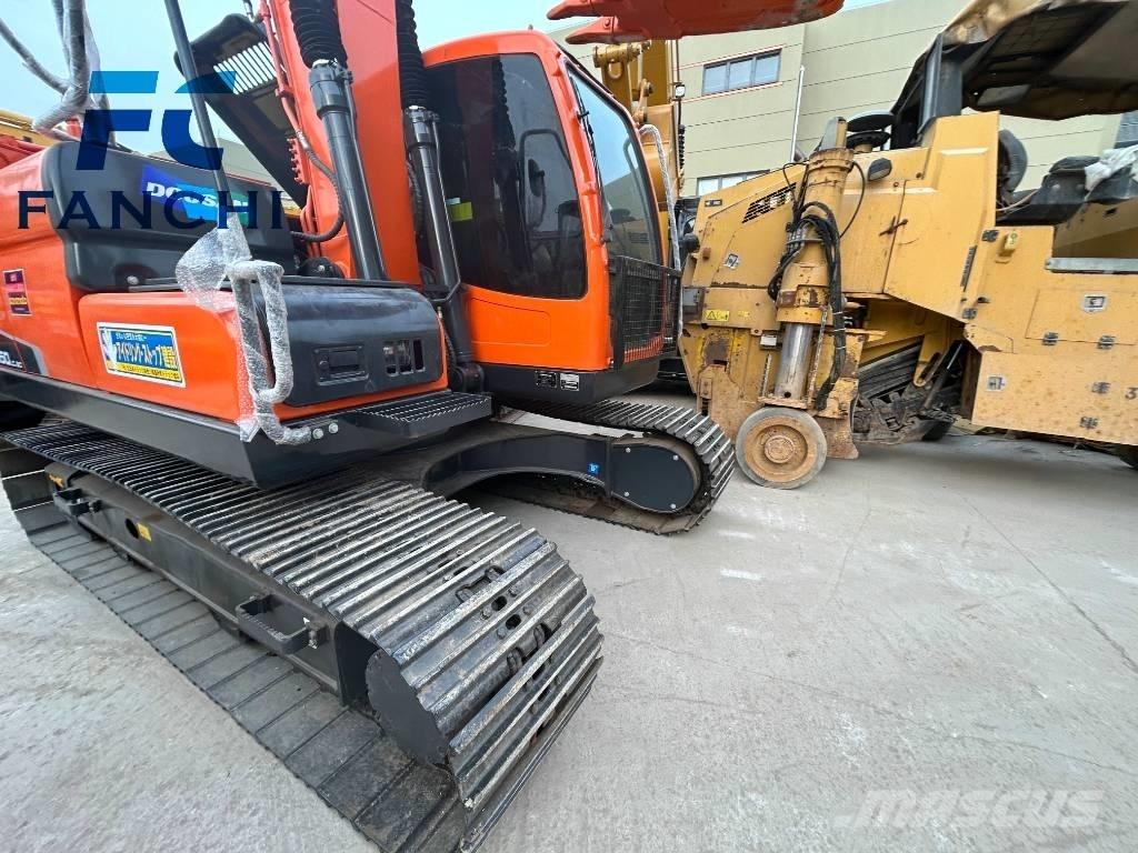 Doosan dx150 Escavatori cingolati