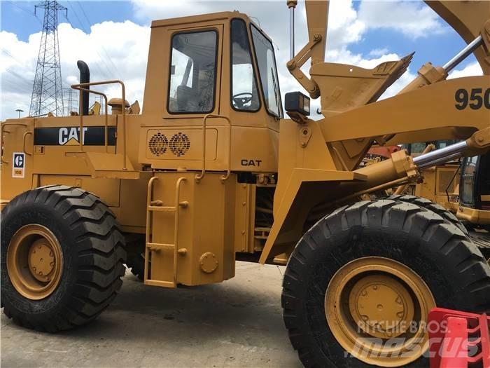 CAT 950 E Pale gommate
