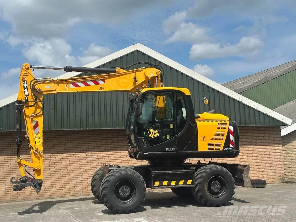 JCB JS145W Escavatori gommati