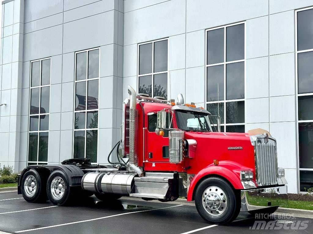 Kenworth W900 Motrici e Trattori Stradali