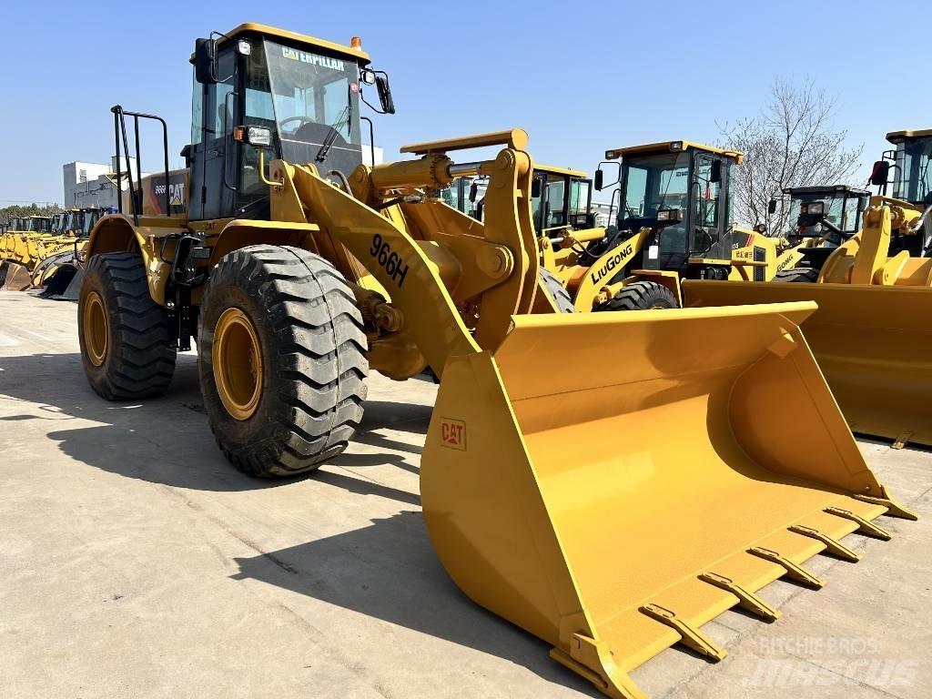 CAT 966 H Pale gommate