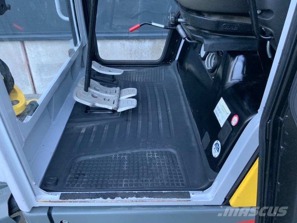 Wacker Neuson ET 24 Miniescavatori