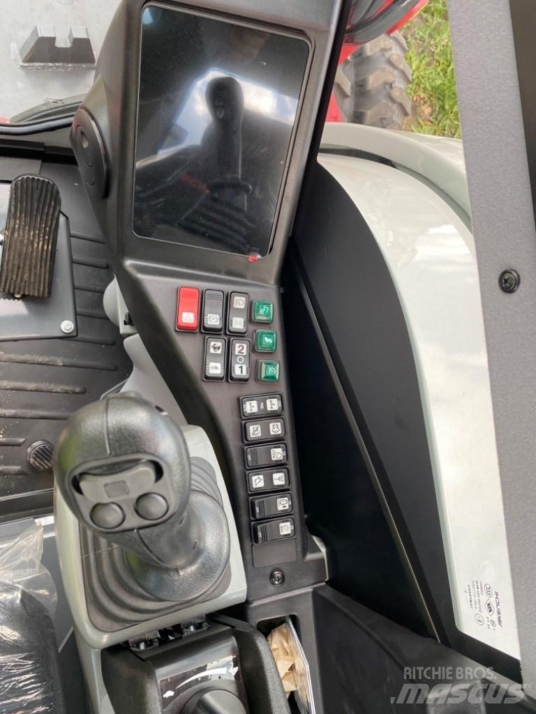 Takeuchi TB295W Escavatori gommati