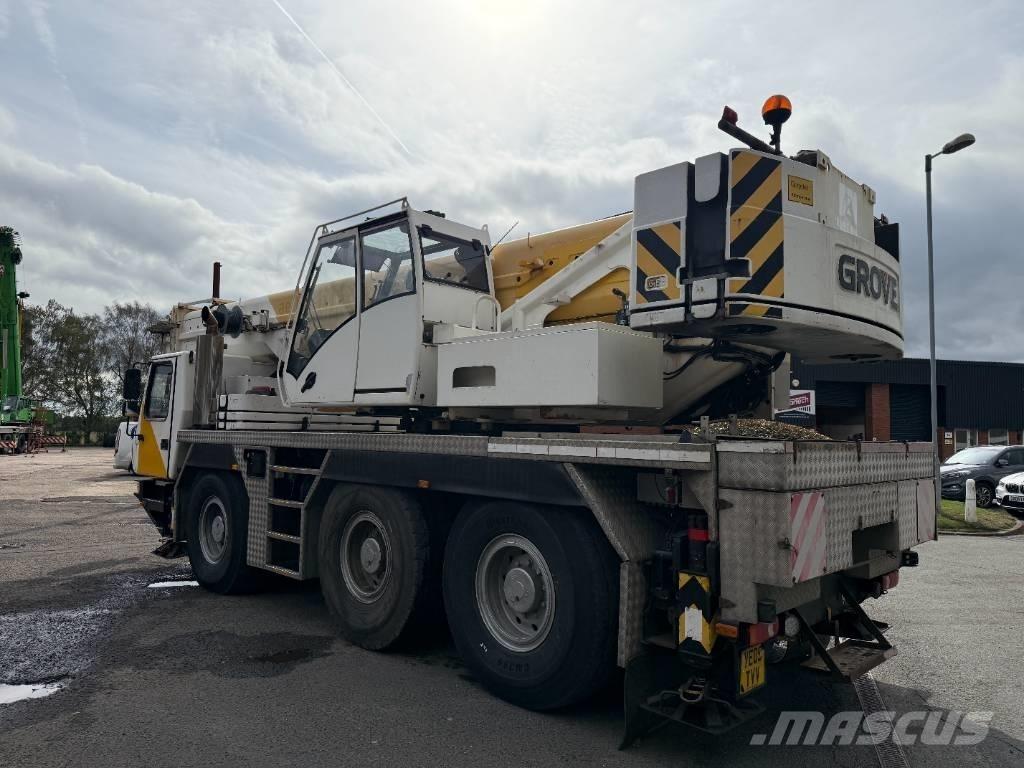 Grove GMK 3055 Gru per tutti i terreni
