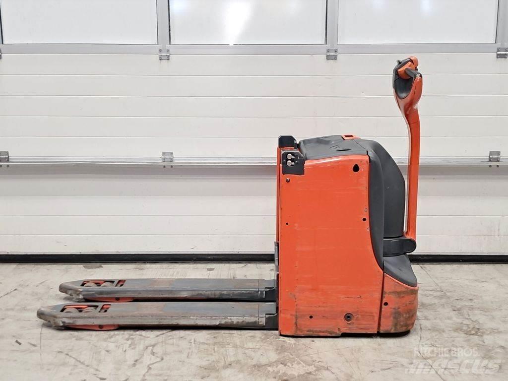 Linde T16L Transpallet elettrici a timone