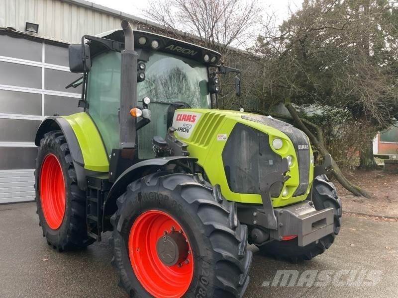 CLAAS ARION 550 Trattori