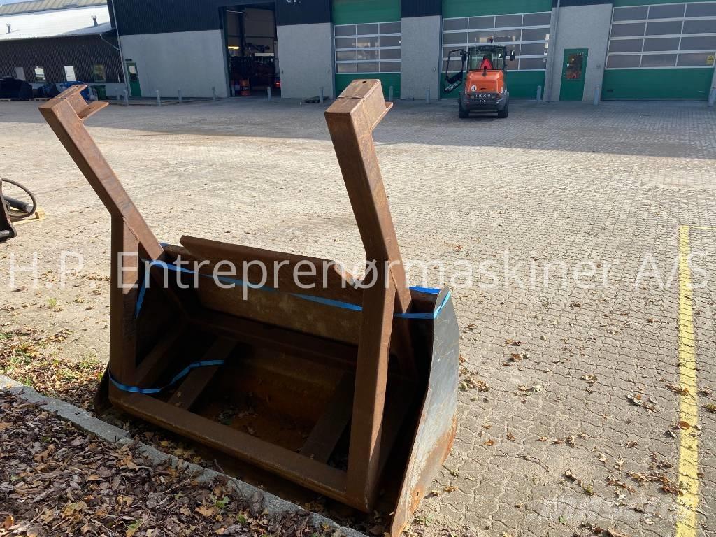 Hitachi ZW 75-6 Pale gommate