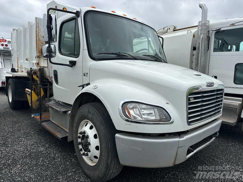 Freightliner M2 Camion dei rifiuti
