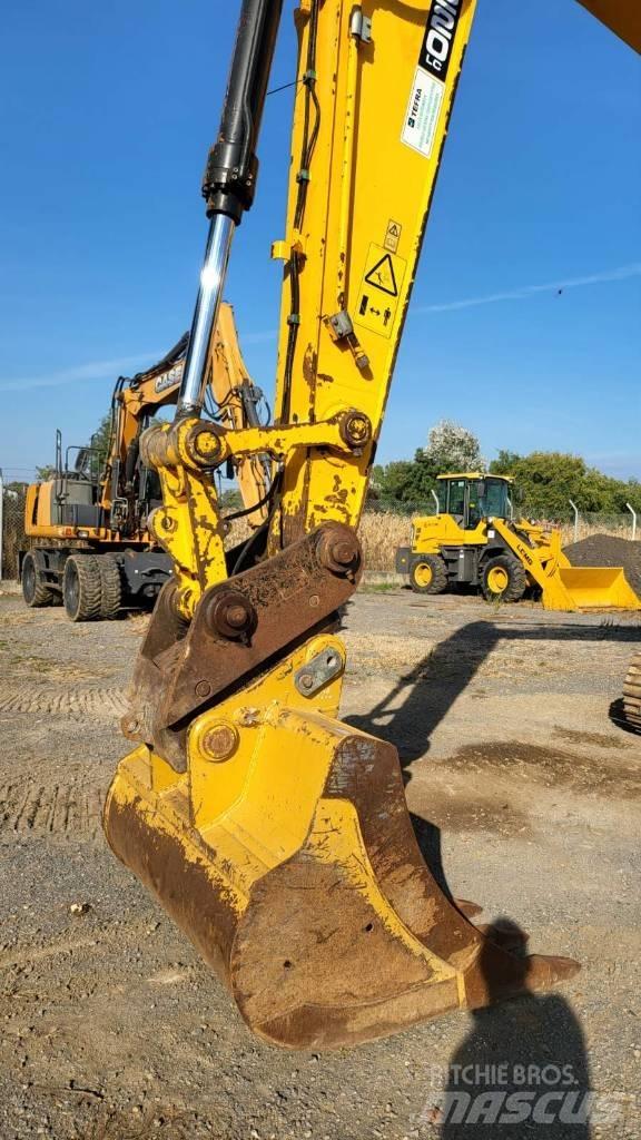 JCB JS 220 LC Escavatori cingolati