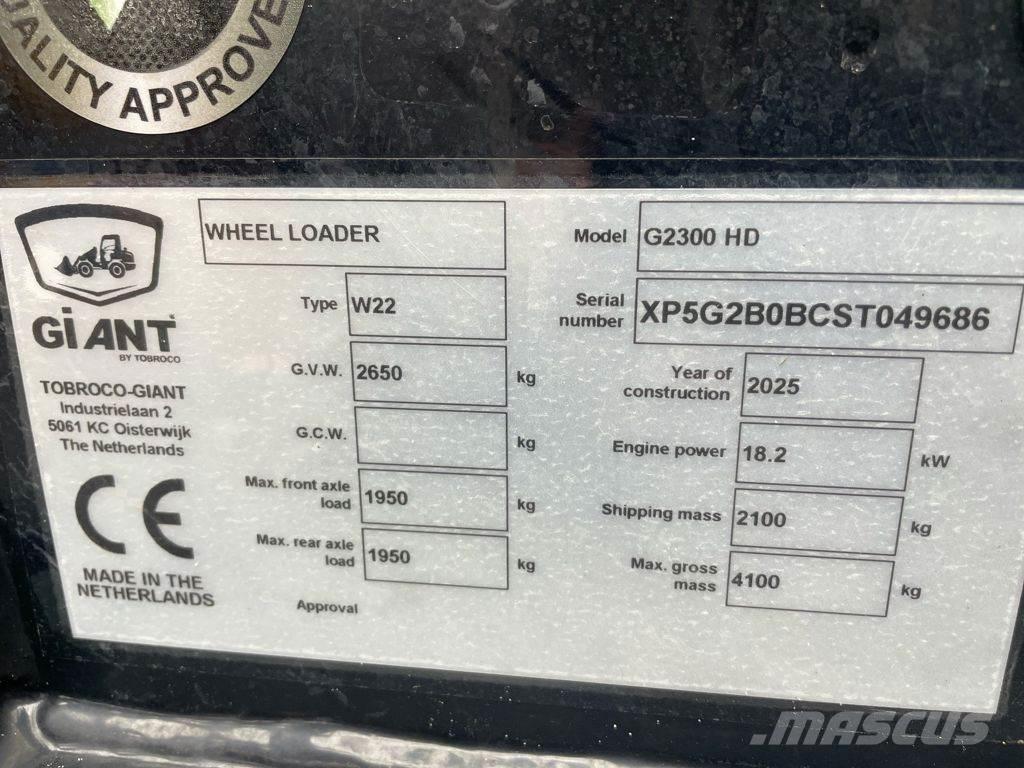 GiANT G2300 HD Pale gommate