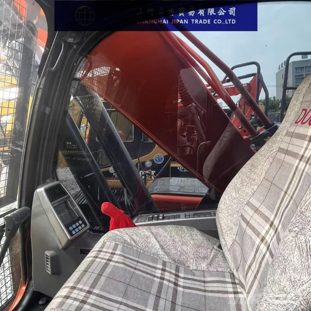 Doosan DX 300 LC Escavatori cingolati