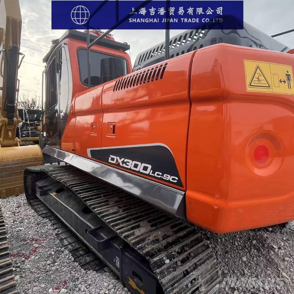 Doosan DX 300 LC Escavatori cingolati